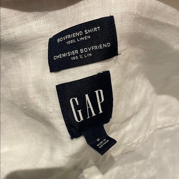 GAP White Button-Up Shirt - Picture 3 of 3